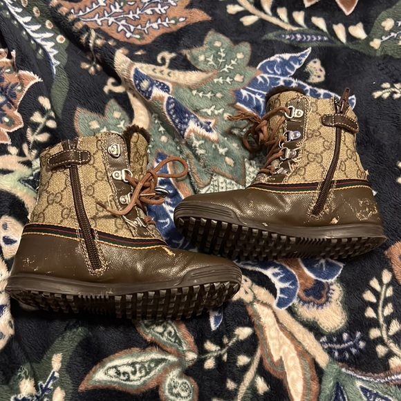 Gucci duck boots, size 28 - Picture 5 of 11